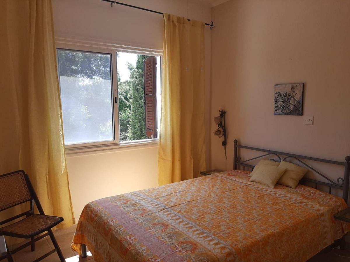 Limnaria Deluxe Maisonette Paphos Ngoại thất bức ảnh
